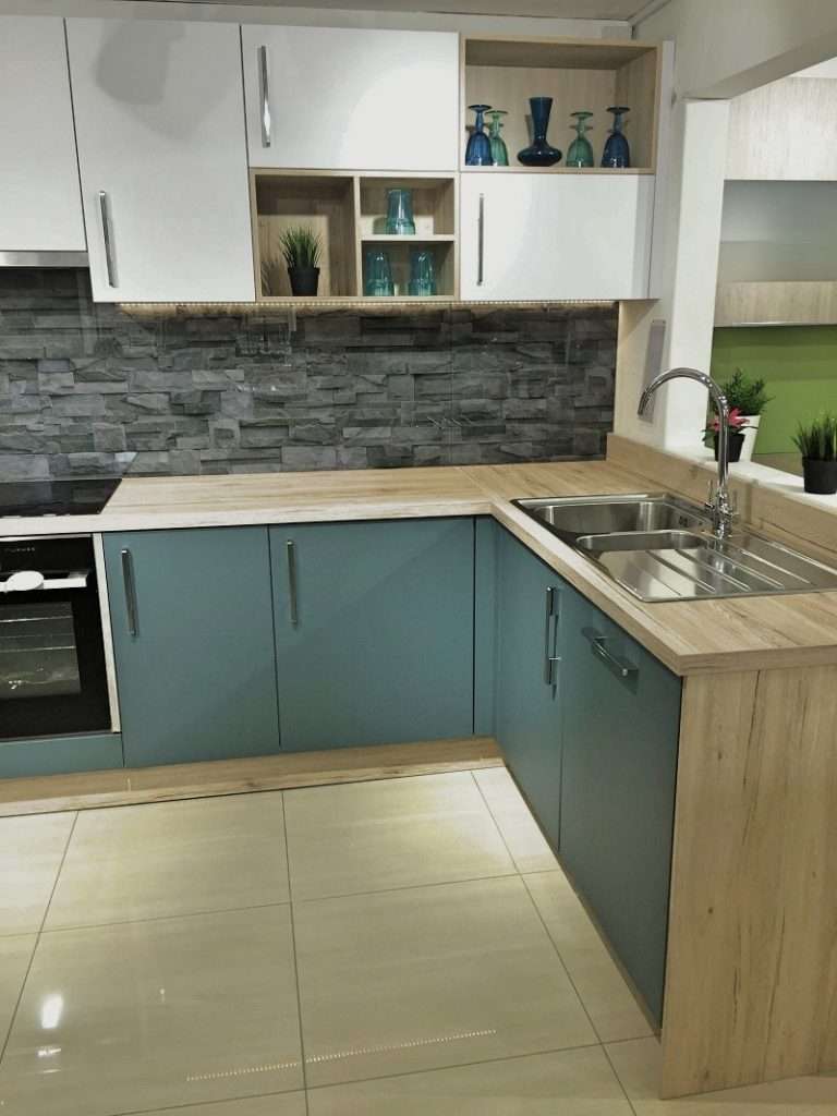 Hacker Laser Aquamarine Kitchen
