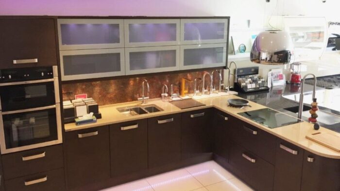 PWS Ex Display Kitchen L-Shapped Izari