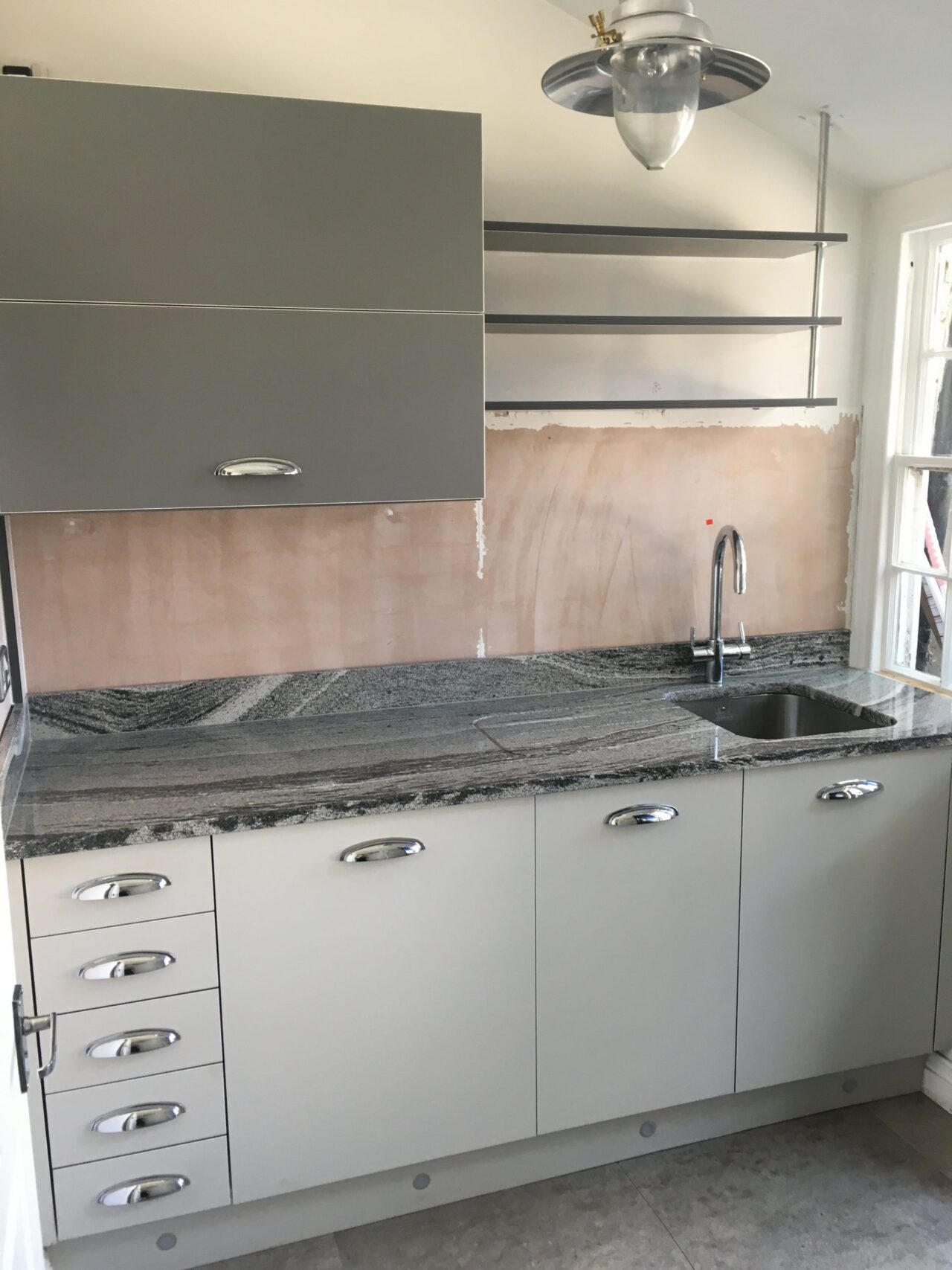 Grey Slab Style Kitchen Neff Appliances & Quartz