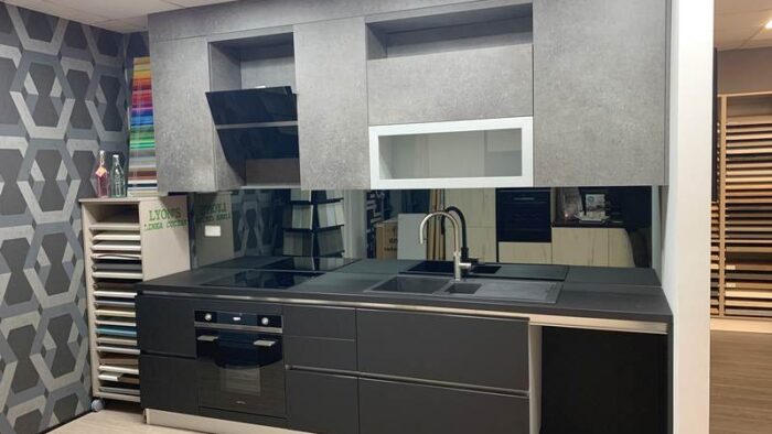  Grey Gloss Veneta Cucina Kitchen