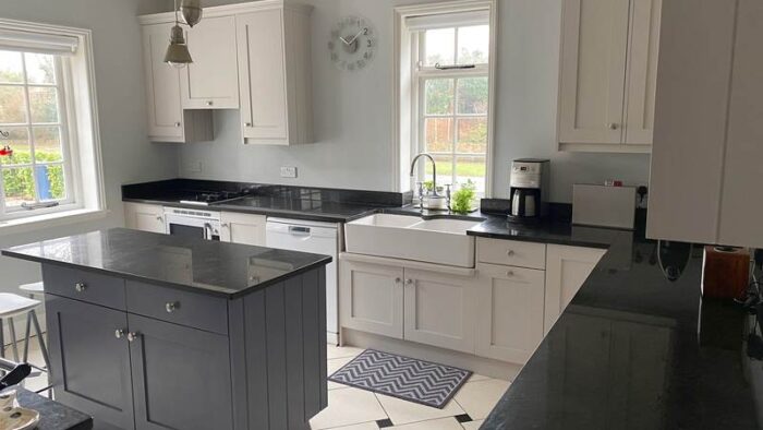 Bespoke Handpainted Wood Doors Inframe Shaker Kitchen, Island & Aga