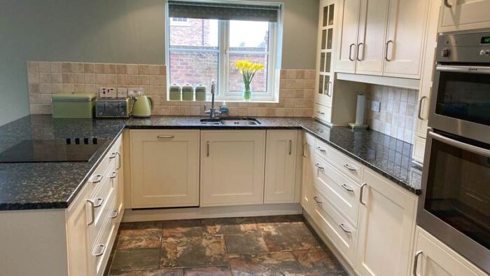 Sheraton Shaker Cream Matt Brushed Nickel Handles Kitchen & Utility Room Neff Appliances Granite Worktops