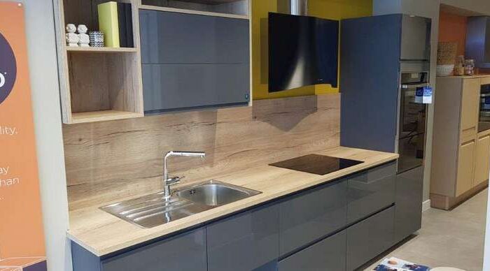 Ex Display Mobalpa IRIS Gloss Graphite Kitchen