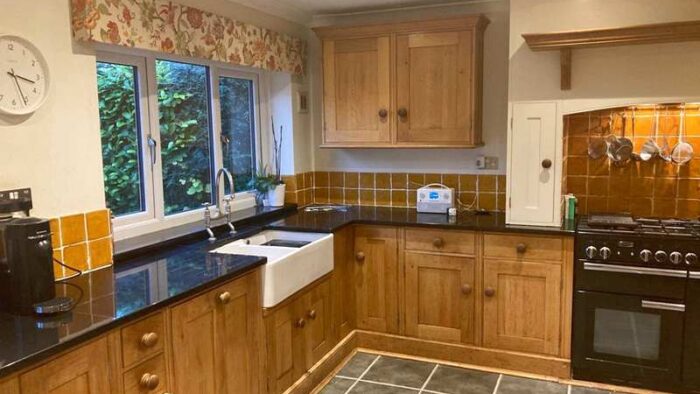 Bespoke Oak & Pine Wood Shaker Kitchen with Granite Worktops