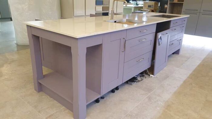 Ex Display Modern Nolte Shaker Kitchen Island with Silestone Worktop