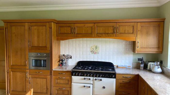 Bespoke Traditional Wood Door Country Kitchen & Utility Room