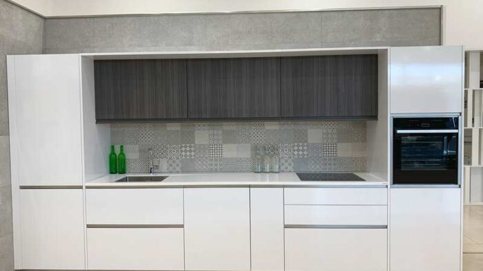 Ex Display Porcelanosa Residence Blanco Sal & Eucalyptus Smutty Laser Edged