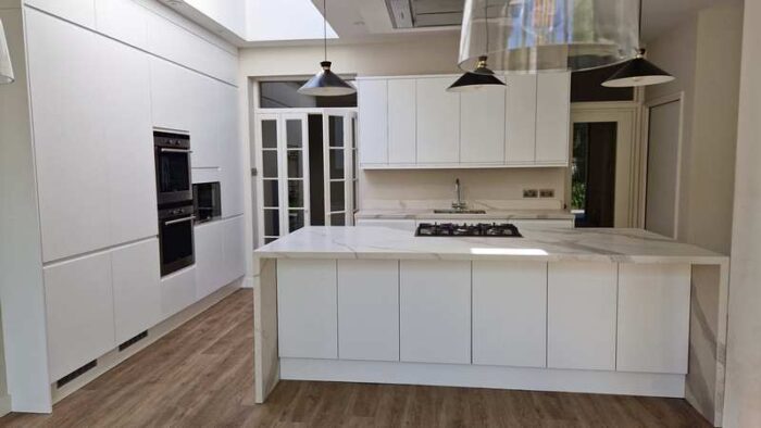 Beautiful As New Howdens Matt White Kitchen with Dekton Worktops & Appliances