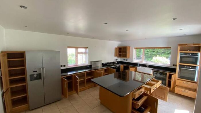 Stunning Bespoke Wood Dovetail Joint Kitchen & Island