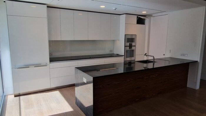 Bulthaup B3 White Gloss with Natural Stone Jet Mist & Gaggenau Appliances