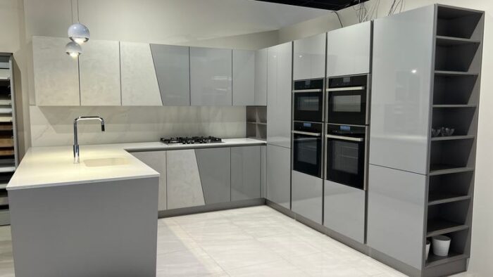 Ex Display Kuhlmann Icon Mosaico Clear - Dust Grey Kitchen