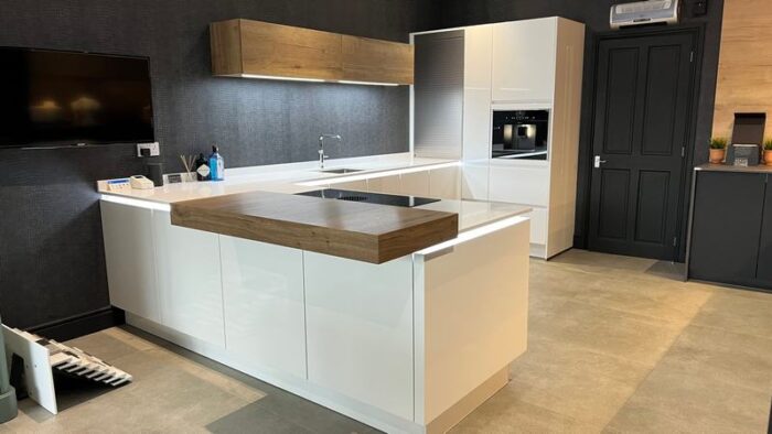 Ex Display Nobilia Lux German Premium White High Gloss Lacquered Havannah Wood Kitchen