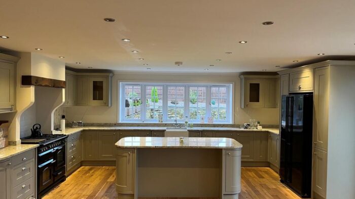 Extra Large Wickes Heritage Sage Shaker Kitchen & Island Rangemaster Hotpoint Appliances Marble effect Worktops