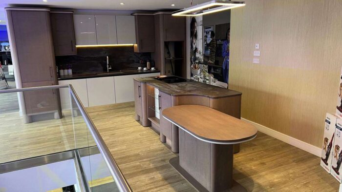 Ex Display Hybrid Callerton Kitchen & Island with Matching Table Siemens Quooker Appliances Dekton Worktops