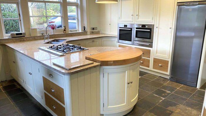 Schoolhouse White Bespoke Dovetail Kitchen Bosch Caple AEG Siemens Perrin & Rowe Appliances Coffee Granite Worktops