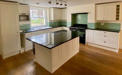 Bespoke Modern Shaker Buttercream Kitchen Rangemaster Bosch Lamona Smeg Appliances Granite Worktops
