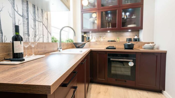 Ex Display Hacker AV6035 Black Red - Papyrus White Kitchen Blaupunkt Appliances Ontario Oak effect Worktops