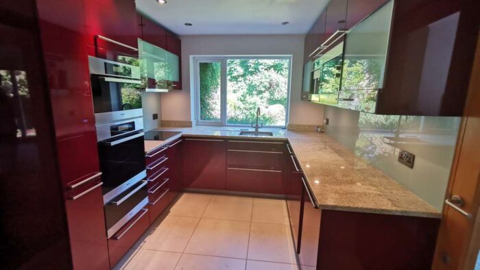 Poggenpohl Red Wine Smooth Lacquer Gloss Kitchen select Siemens Appliances Granite Worktops