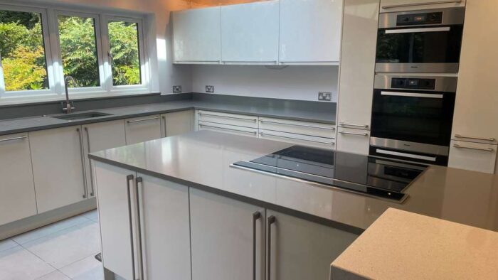 All measurements are from Left to Right Appliances Worktops *Inspection Notes