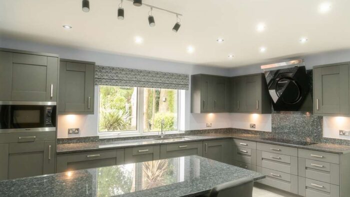 Large Immaculate Shaker Grey Matt Kitchen & Peninsular & Matching Utility Room – Miele AEG Appliances – Grey & White Granite Worktops