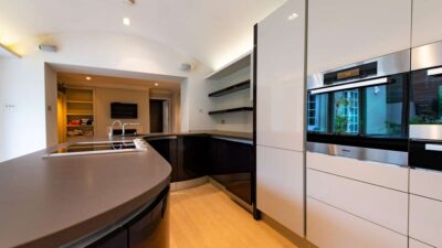Pedini Italian Luxury Sandstone - Black Gloss Kitchen & Peninsular – Gaggenau Miele Appliances - Granite - Stone Worktops