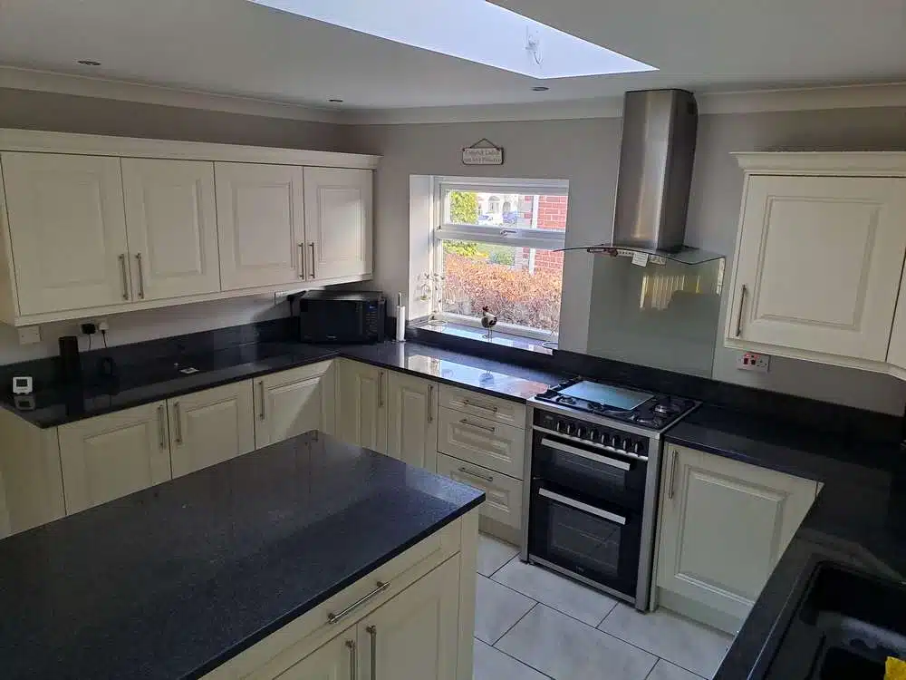 Bespoke White Shaker Kitchen & Island – CDA Appliances – Black Granite Worktops