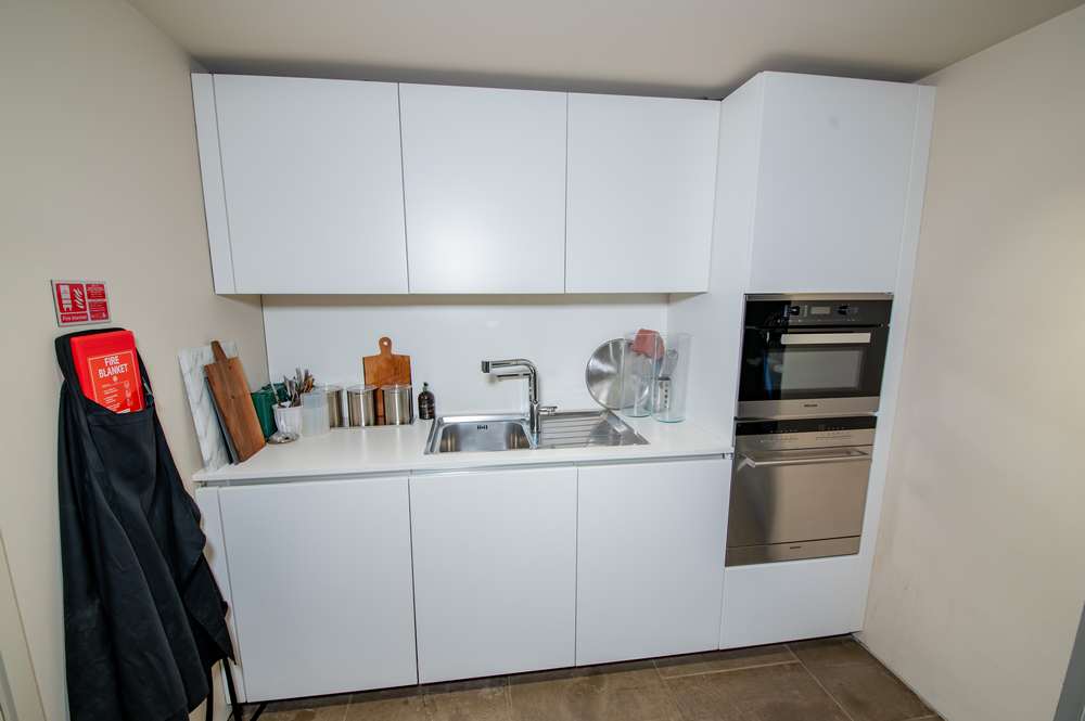 Ex Display Rossana Italian Luxury White Small Kitchen - Utility Room ...