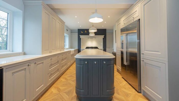 Bespoke Traditional Wooden Dovetail Joint Grey Kitchen with Blue Island – Siemens Franke Belfast – White Marble Effect Bullnose Quartz Worktops