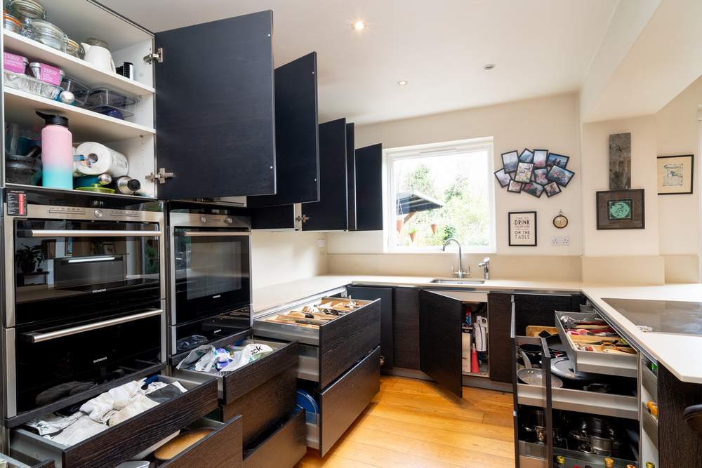 Brandt Graphite Grey Handleless Kitchen + Peninsular inc Breakfast 