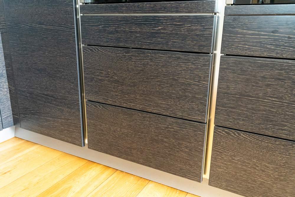 Brandt Graphite Grey Handleless Kitchen + Peninsular inc Breakfast 