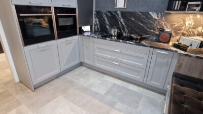 Ex Display Nobilia 772 Lacquered Laminate Stone Grey Shaker Kitchen & Bench – Sensa 30mm Black Beauty Granite Worktops