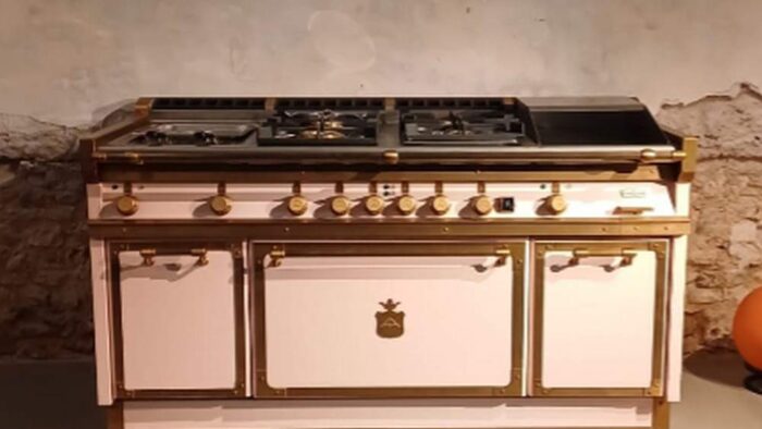 Ex Display Officine Gullo Professional 168 Pantone Pastel Pink Burnished Brass Trim Tailor Made Island Cooking Range