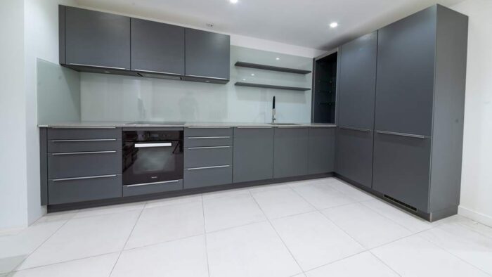 Ex Display Pronorm Proline Onyx Grey Kitchen – Neff appliances – Caesarstone Symphony Grey Worktops