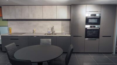 Ex Display Schmidt Arcos Caneo Grey Marvel Concrete effect Low Level Kitchen – Bosch Airforce Appliances - Marvel Laminate Worktops – Low Level Worktop – Dining Table – 4 Natisa Dining Chairs