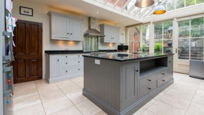 Luxury Bespoke Handmade Wood Door Dovetail Joint Drawer Shaker Grey - Light Grey Kitchen with Matching Island