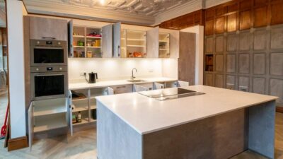 Under 1 Year Old Hacker Concept 130 Grey Light Concrete effect Kitchen & Island – Smeg Appliances – Marble Effect Granite Worktops