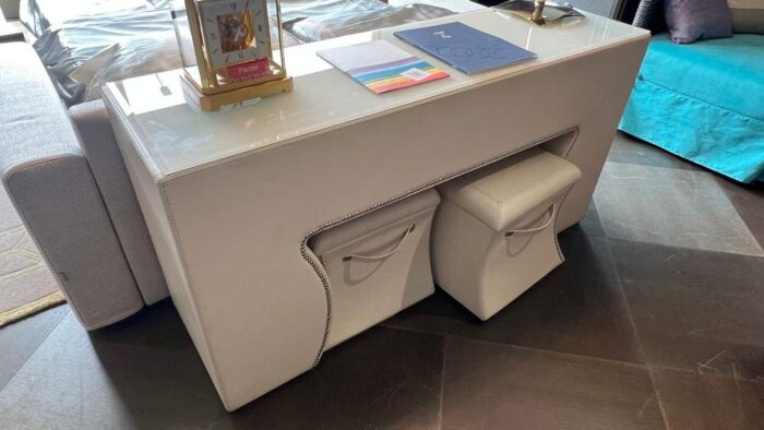 Ex Display Luxury Italian Saint Babila by Rivolta White Leather Vanity Console with Two Seats