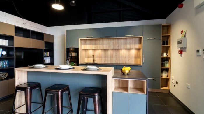 Ex Display Schmidt Arcos Sencha Vintage Oak Kitchen with Island and Breakfast Bar – Neff Quooker Appliances - Laurent Dekton Worktops