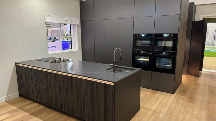 Extra Large Luxury Exhibition Grand Design Leicht Primo Acrylic Pearlescent Kitchen with Matching Utility Room - Pantry - Tall Bookshelf Display – Neff Blanco Appliances - Silestone Quartz Bohemian Flame & Fossil Grey Worktops