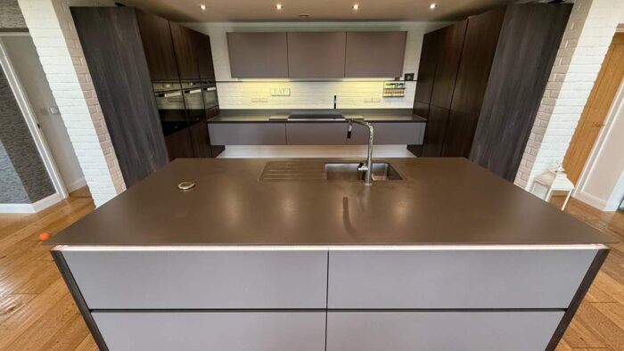 Modern Alno Violet Grey Kitchen with Matching Island – Franke Sink & Swan Neck Tap – Graphite Grey Silestone Worktops - 3832814