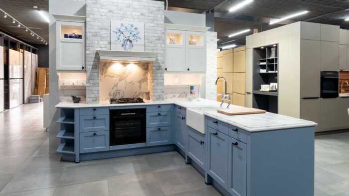 Ex Display Hacker Concept 130 Ash Agate Blue & White with Satin Black Handles Kitchen and Boot Room – Bosch Blanco Appliances – Noble Stone Quartz Worktops - 3832878