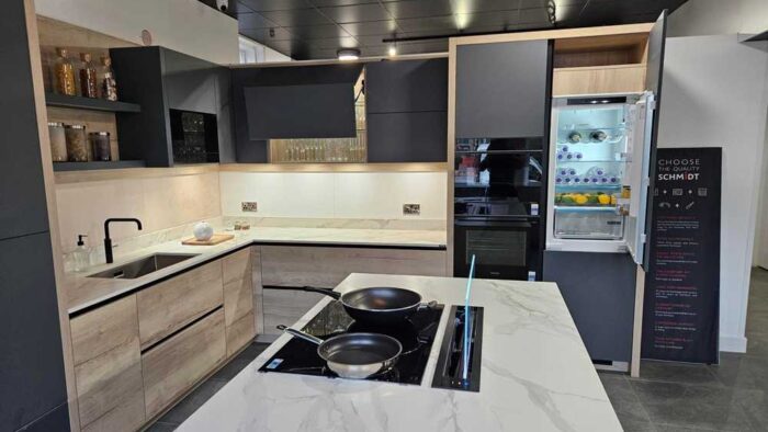 Ex Display Schmidt Two-Tone Green - Wood effect Kitchen with Matching Large Island - Siemens Neff Bosch Appliances – Dekton Worktops