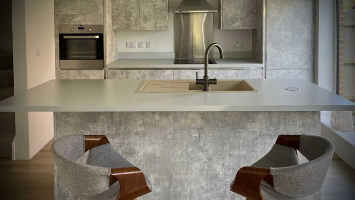 Omega Belleto Grey Moder Slab Kitchen and Matching Island – Zanussi Siemens Electrolux Appliances – Duropal Grey Laminate Worktops