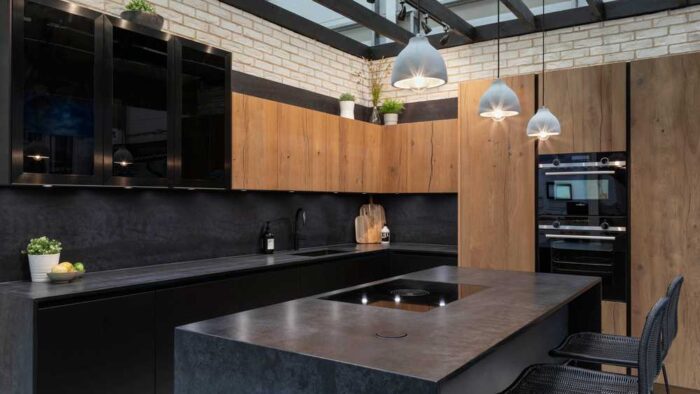 Ex-Display Hacker Premium Style Handleless Matt Black Lacquer & Nougat Wild Oak Kitchen with Island – Bora Neff Siemens Appliances – Caesarstone Darcrest Quartz (20mm) Worktops