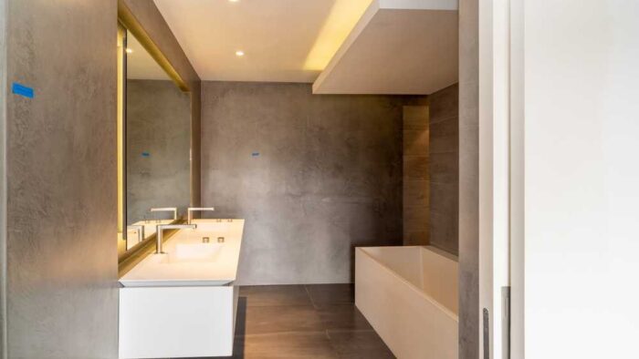 Penthouse Luxury Boffi Bath & Matching Double Vanity Unit inc Mirror LEDs - APP592