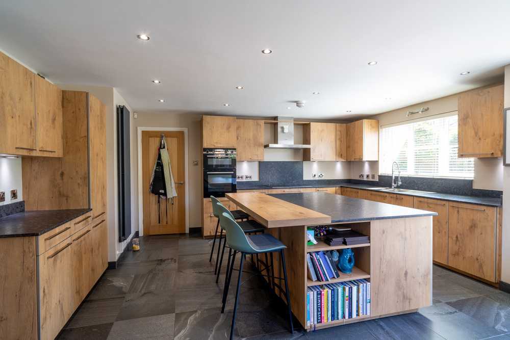 Beckermann Kuchen Light Oak Kitchen with Matching Island with Breakfast Bar – Bosch Siemens Appliances - Black Satinato Granite Worktops - 3833126