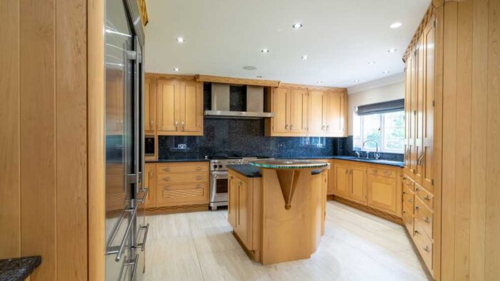 Luxury Mark Wilkinson Wooden Kitchen with Island and Utility Room – Wolf Westin Quooker Miele Appliances – Granite Worktops