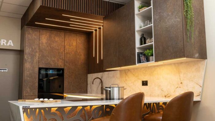 Ex Display Kuhlmann Mila Angora Grey & Tema Ceramic Bronze – Bora Quooker Siemens Appliances - Neolith Himalayan Crystal Ceramic Worktops